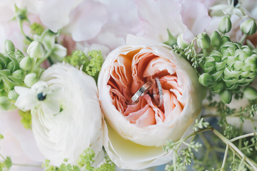 wedding rings in flowers