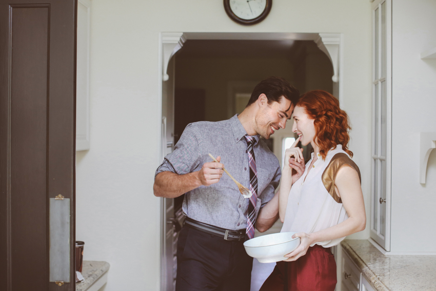 couple baking together