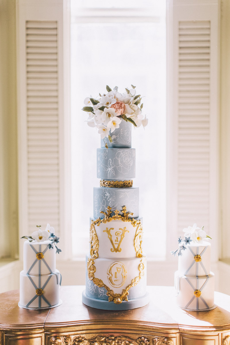 beautiful wedding cake