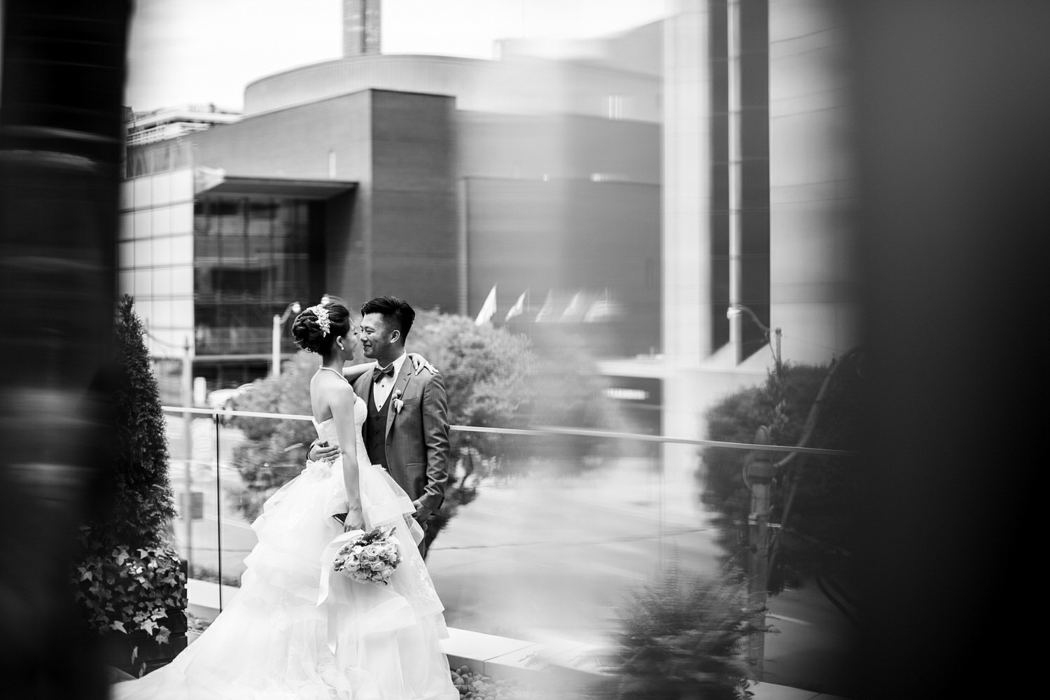 black and white chinese wedding photography