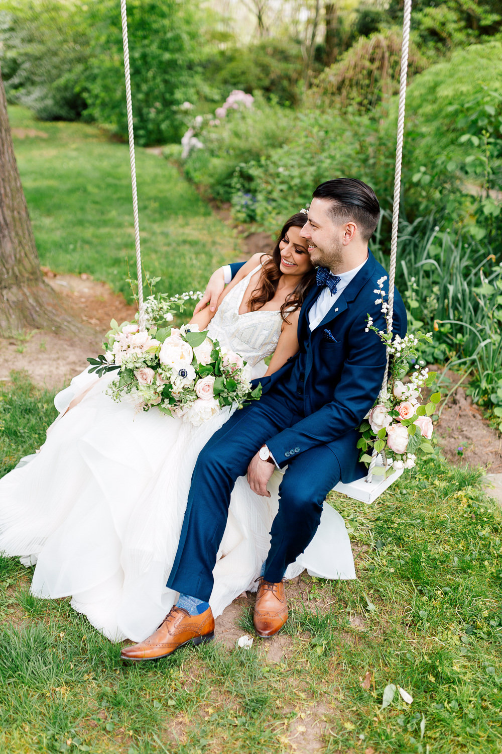 Kurtz Orchards Wedding | Purple Tree Wedding Photographers