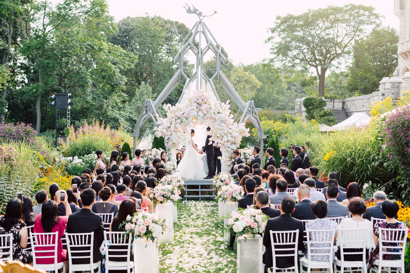 1 invitation pour 4 mariages (vendredi) - le lieu de la ceremonie. 1