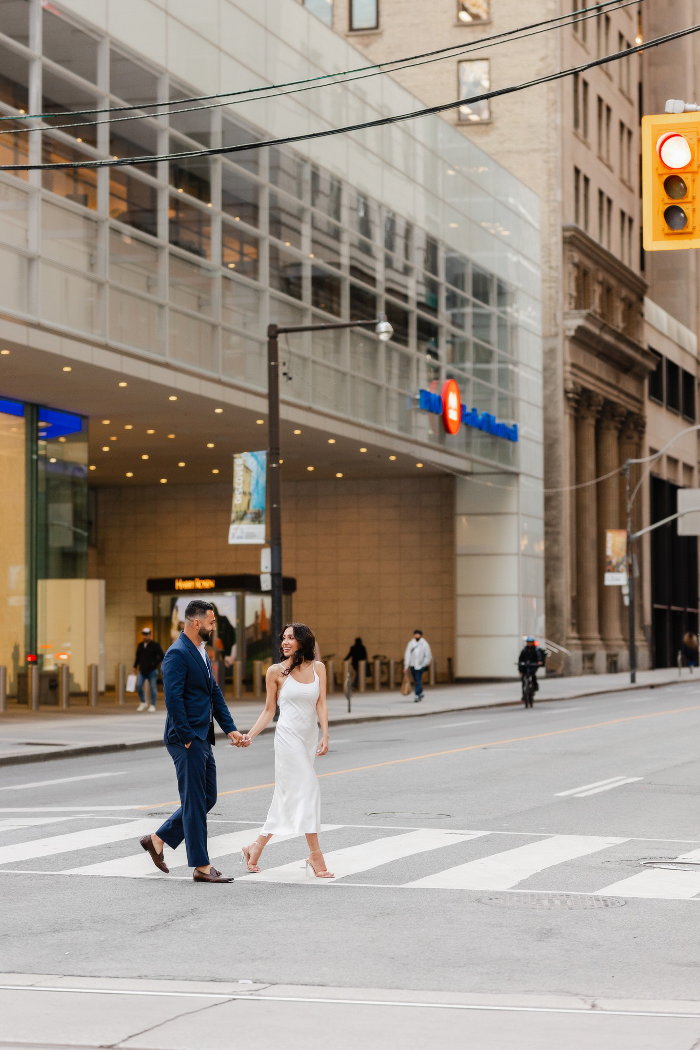 A Modern Styled Engagement Shoot In Downtown Toronto