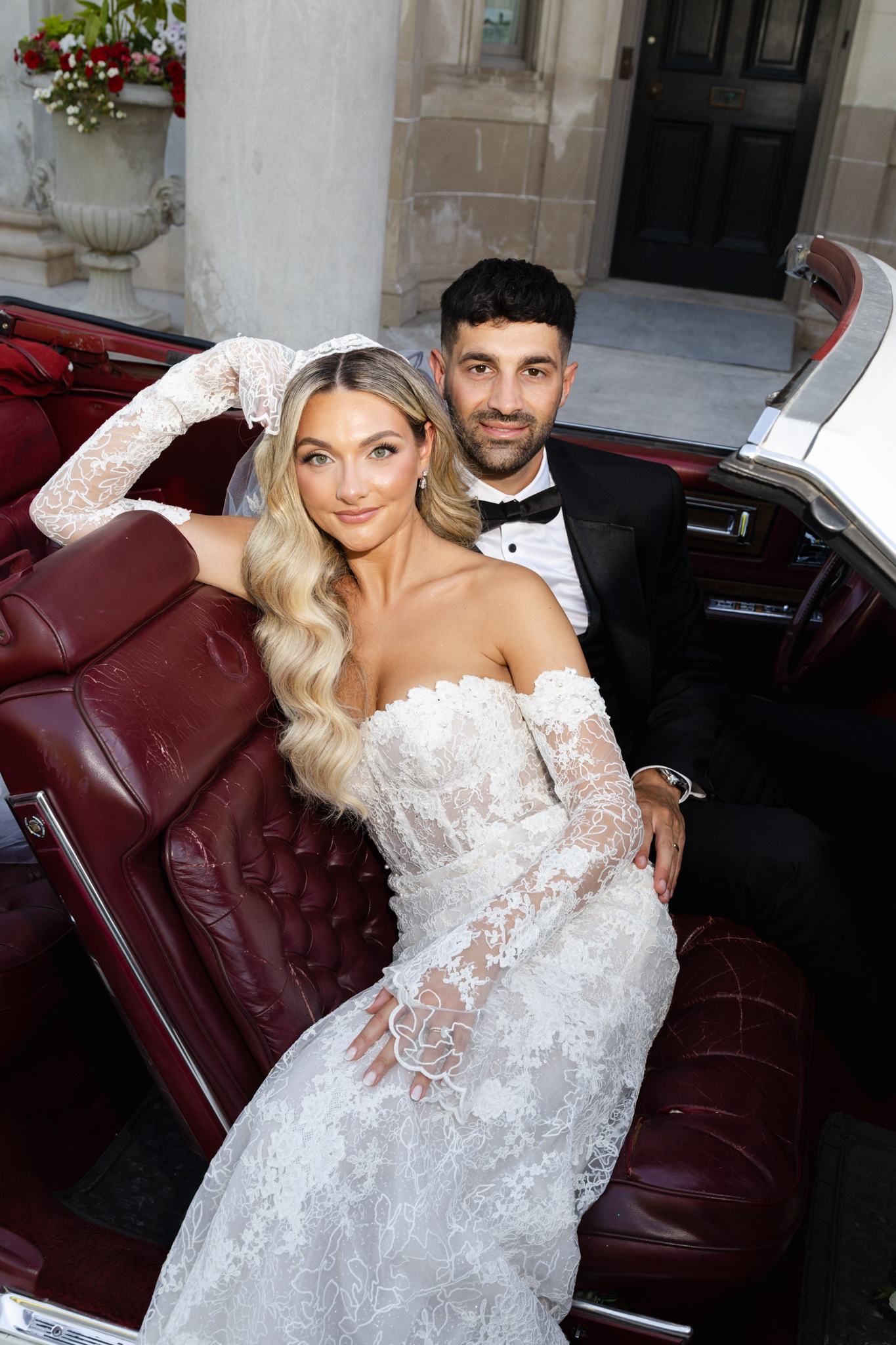 Post wedding photoshoot at Parkwood Estates during golden hour